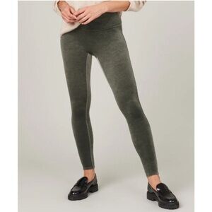 Spanx Velvet Leggings in Dark Palm Green Size Small NWT New